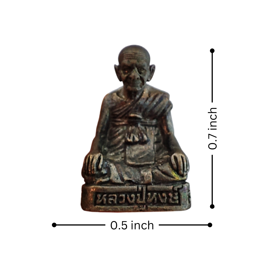 LP Hong Millionaire Sao 5 Statue – Rare Thai Amulet for Wealth & Protection (2010)