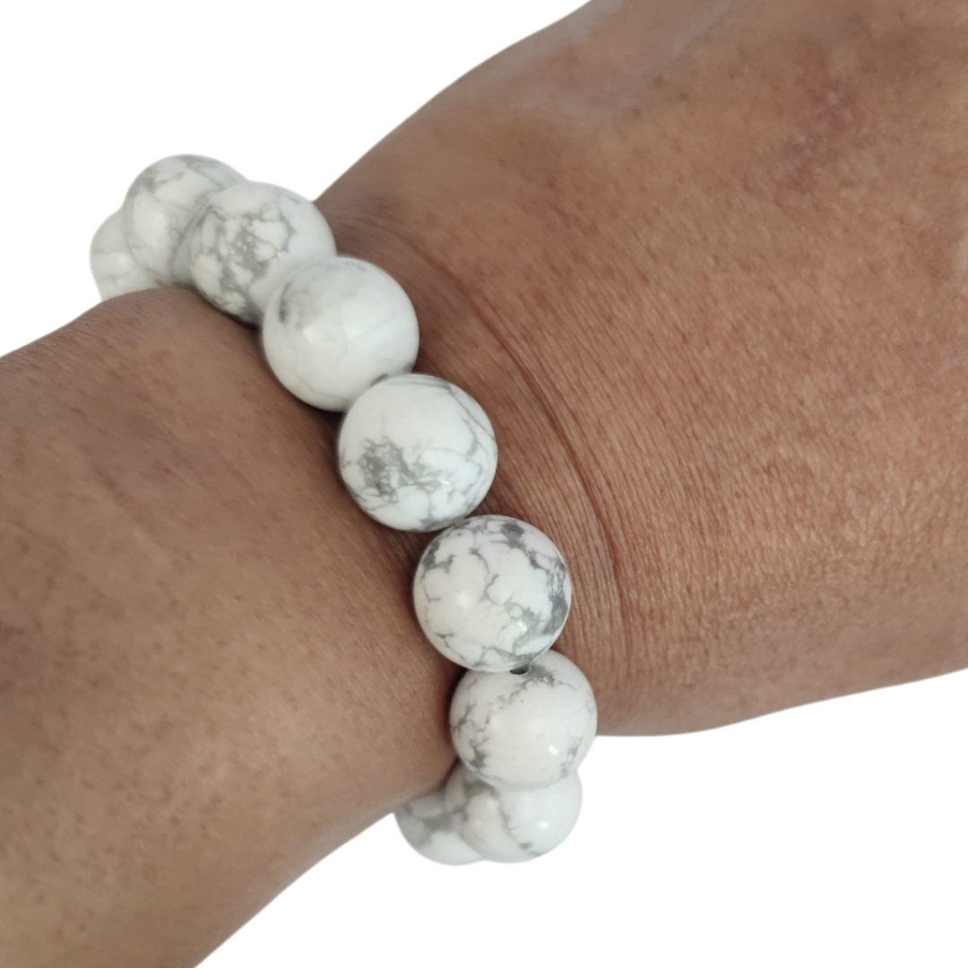 White Howlite Gemstone Bracelet 14mm – Thai Talisman for Calmness & Chakra Balance