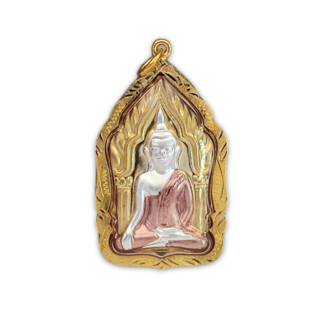 Phra Khun Paen amulet displayed with cultural reverence and spiritual meaning